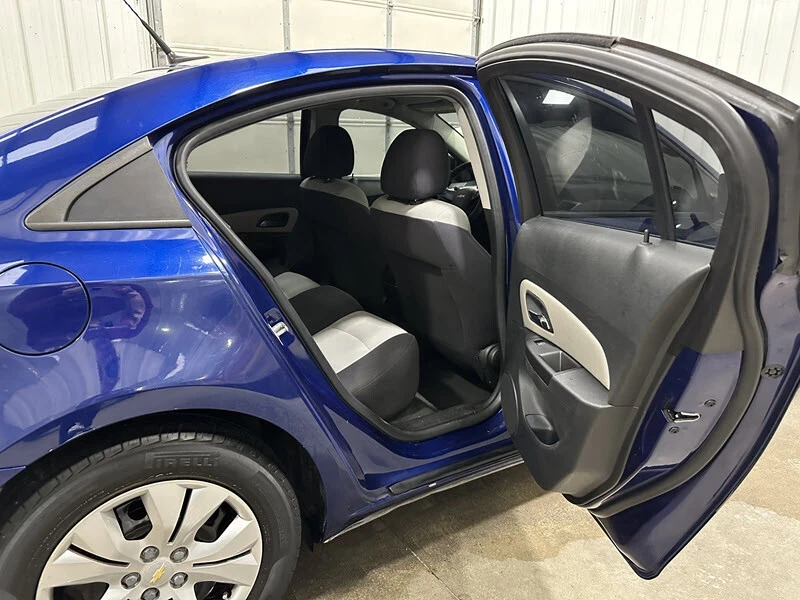 2013 Chevrolet Cruze - Image 17 of 21