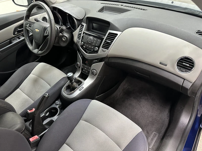 2013 Chevrolet Cruze - Image 20 of 21