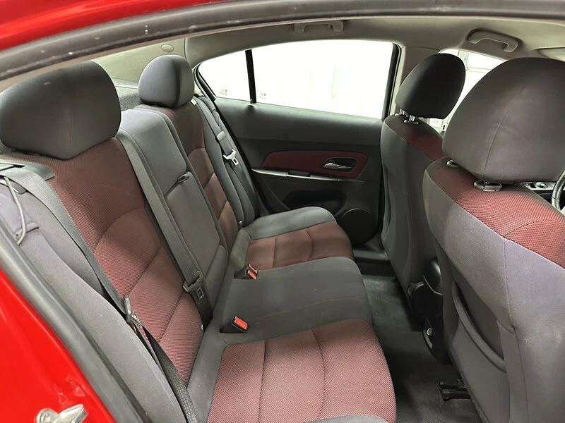 2013 Chevrolet Cruze - Image 16 of 21
