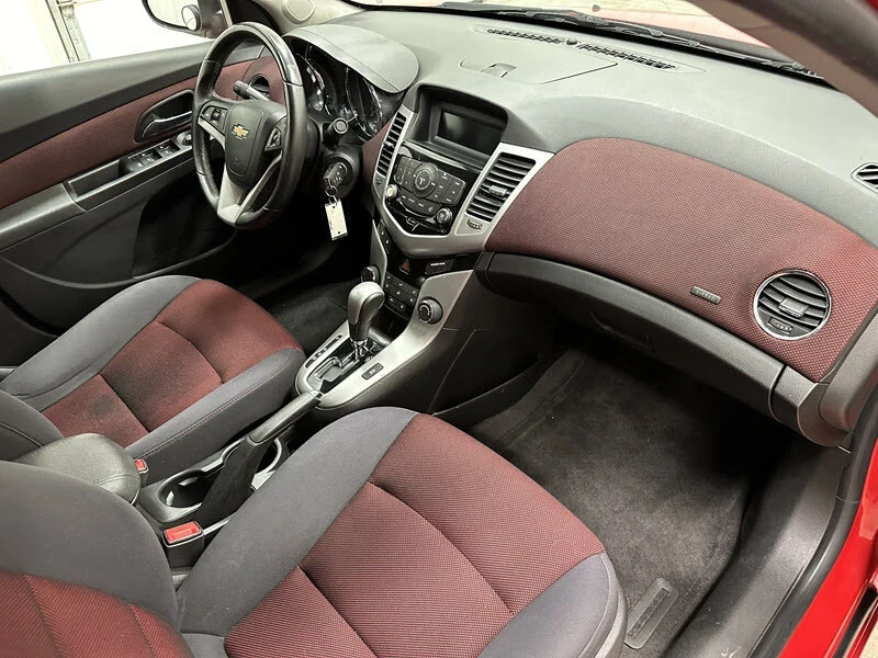 2013 Chevrolet Cruze - Image 19 of 21