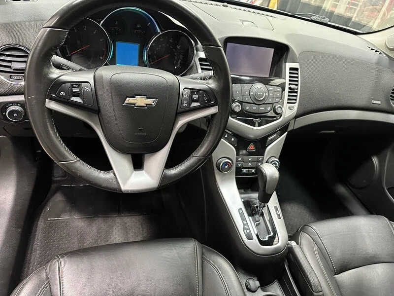 2013 Chevrolet Cruze - Image 9 of 21