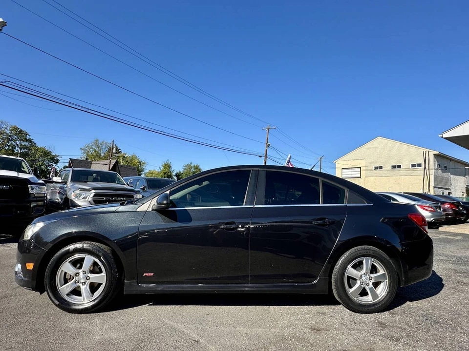 2013 Chevrolet Cruze - Image 2 of 21