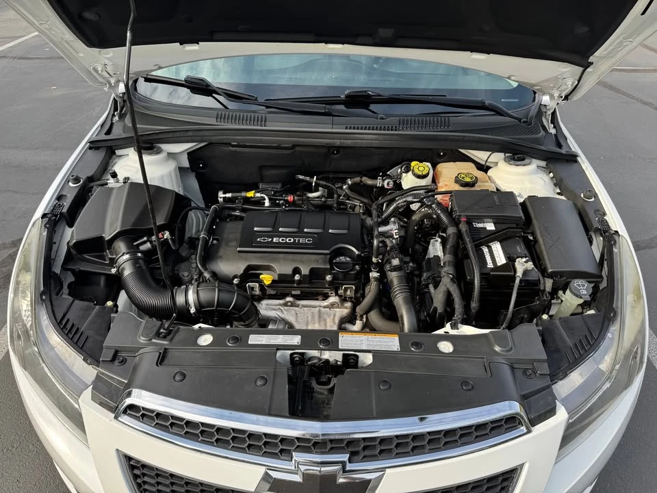 2013 Chevrolet Cruze - Image 9 of 16