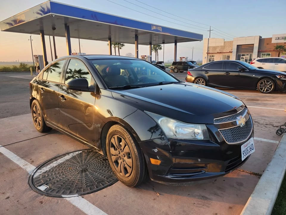 2013 Chevrolet Cruze - Image 2 of 20