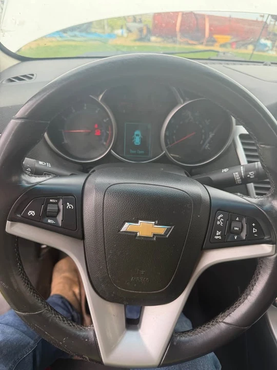 2013 Chevrolet Cruze - Image 10 of 11