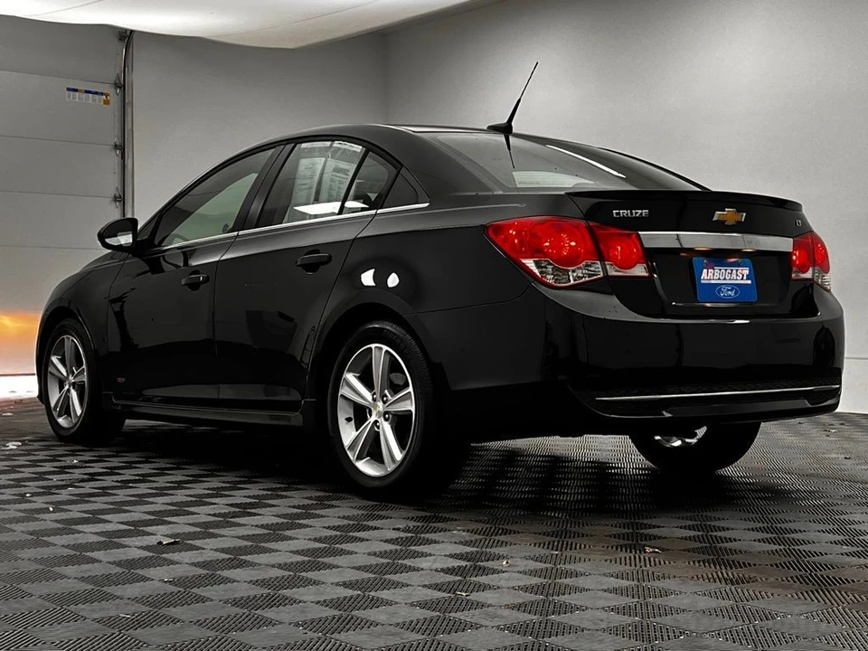 2013 Chevrolet Cruze - Image 11 of 12