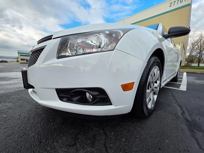 2013 Chevrolet Cruze - Image 5 of 21