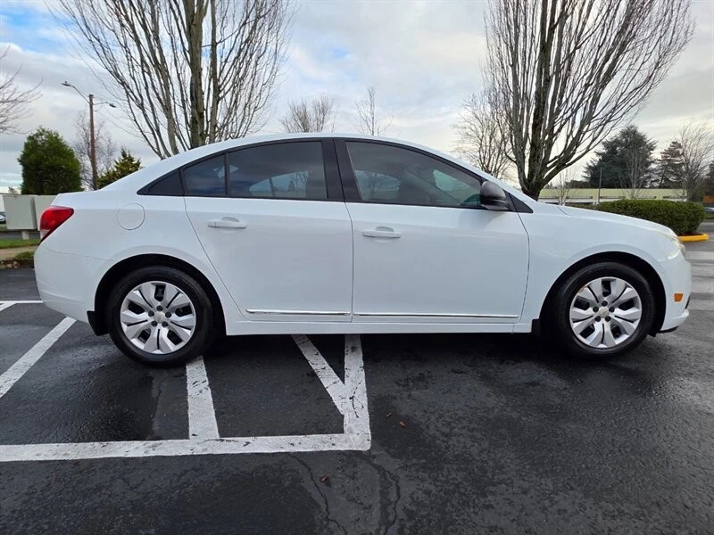 2013 Chevrolet Cruze - Image 12 of 21