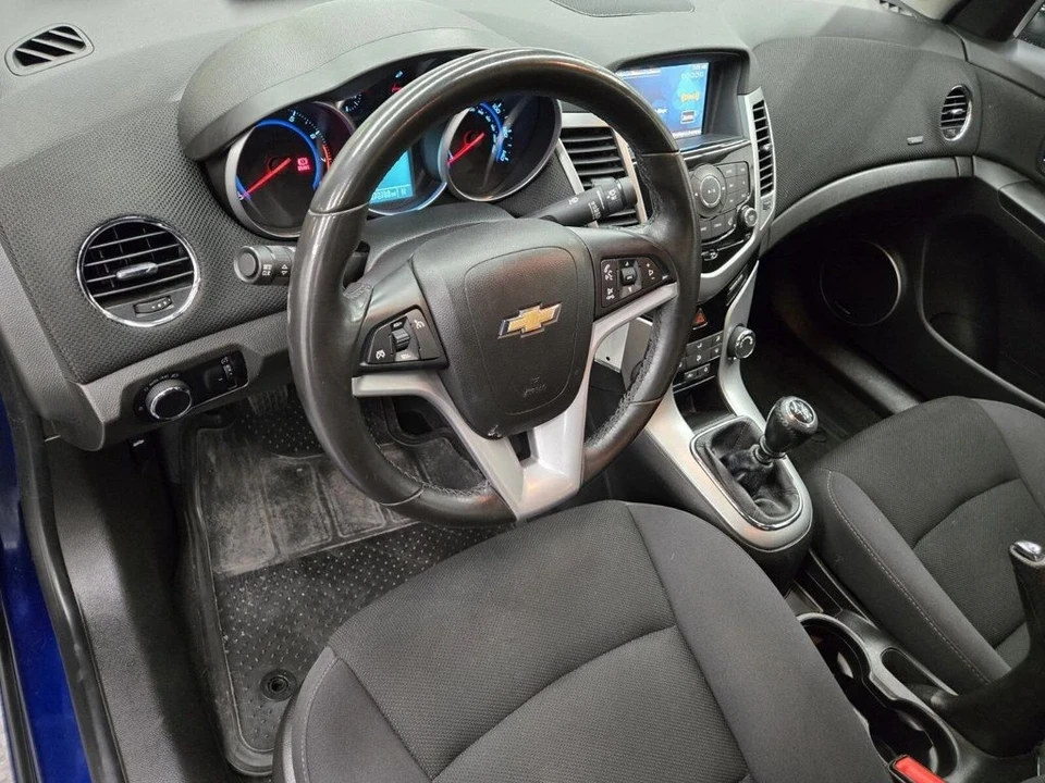 2013 Chevrolet Cruze - Image 7 of 21
