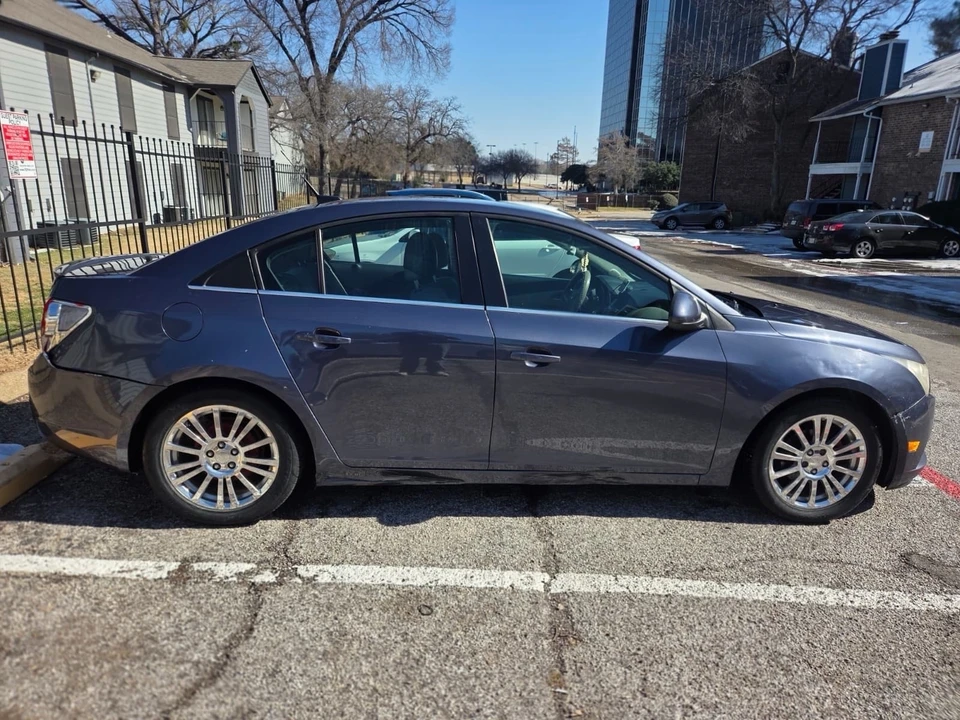 2013 Chevrolet Cruze - Image 2 of 6