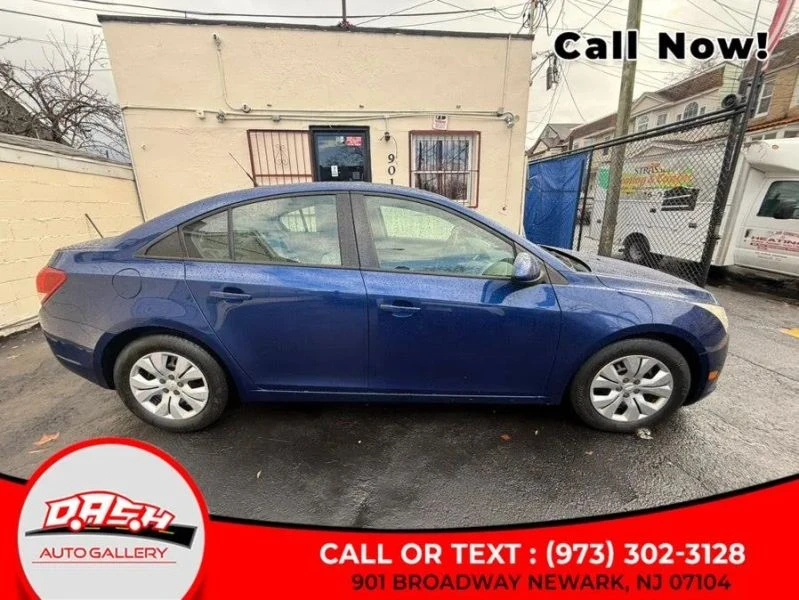 2013 Chevrolet Cruze - Image 4 of 12