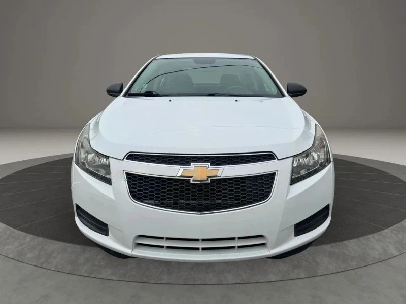 2013 Chevrolet Cruze - Image 2 of 12