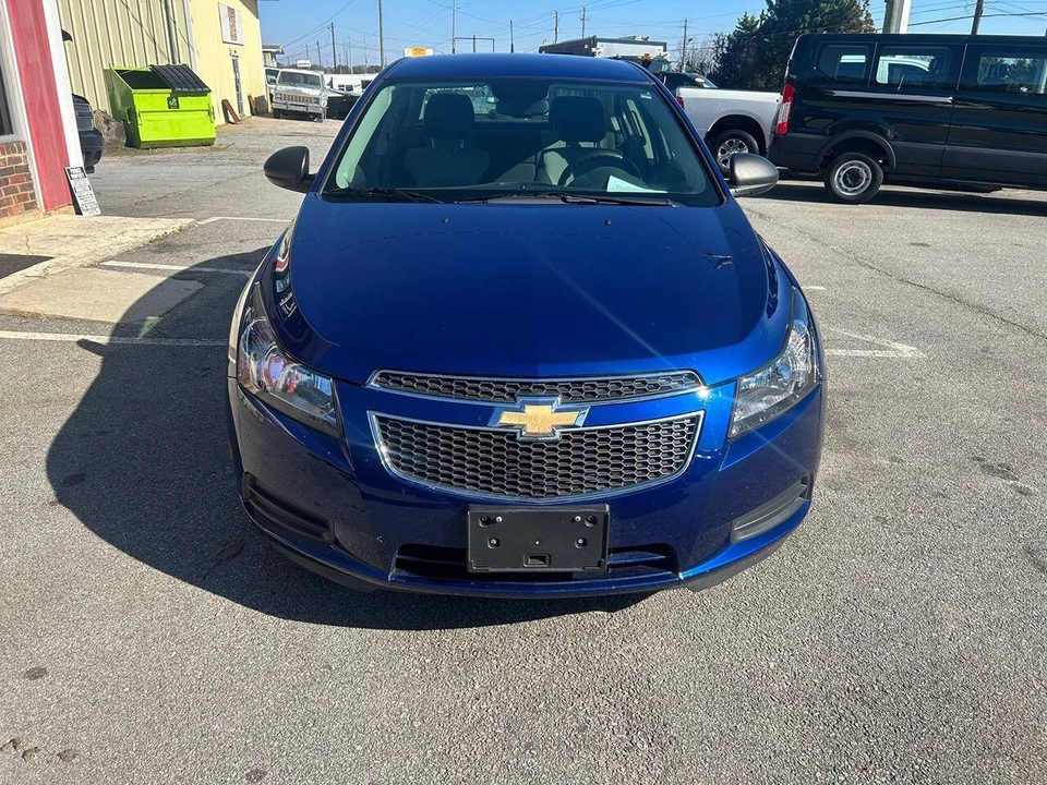 2013 Chevrolet Cruze - Image 9 of 17