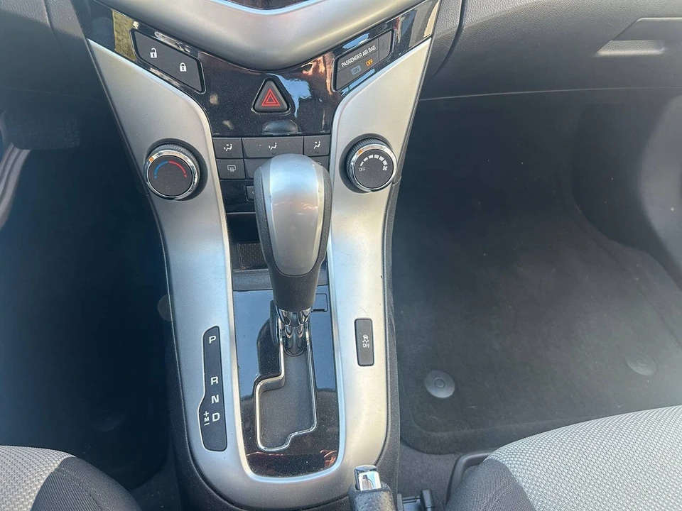 2013 Chevrolet Cruze - Image 17 of 17