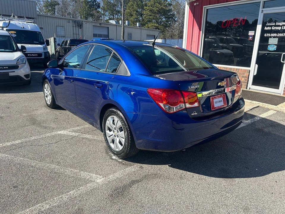 2013 Chevrolet Cruze - Image 3 of 17