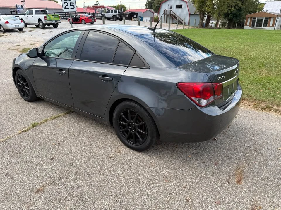 2013 Chevrolet Cruze - Image 4 of 14