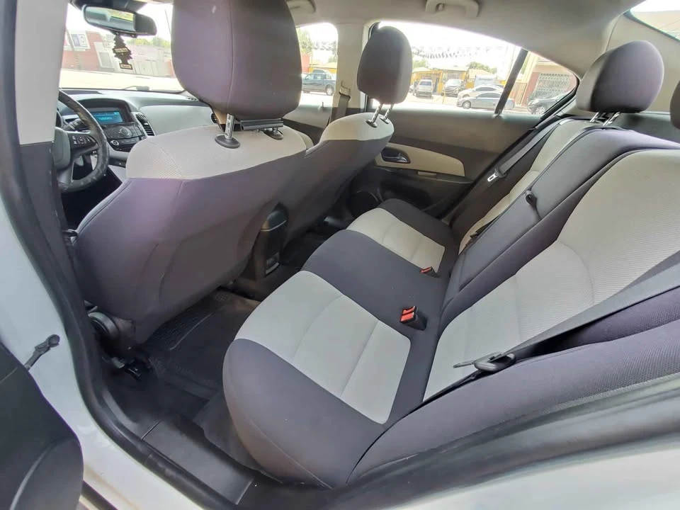 2013 Chevrolet Cruze - Image 12 of 13