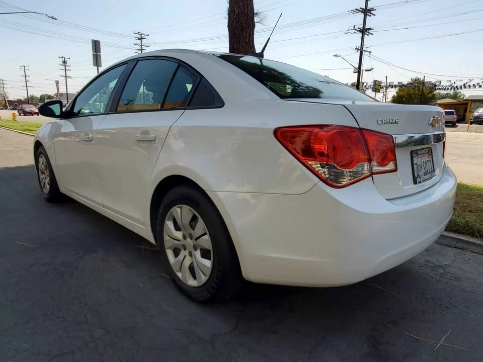 2013 Chevrolet Cruze - Image 5 of 13