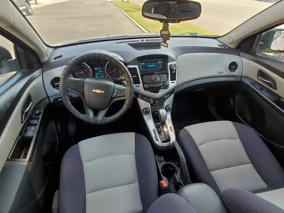 2013 Chevrolet Cruze - Image 9 of 13