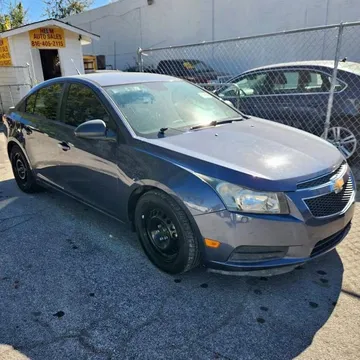 2013 Chevrolet Cruze LS Sedan