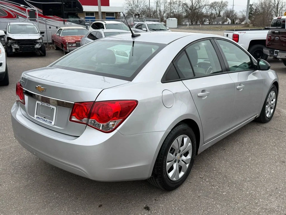 2013 Chevrolet Cruze - Image 5 of 12
