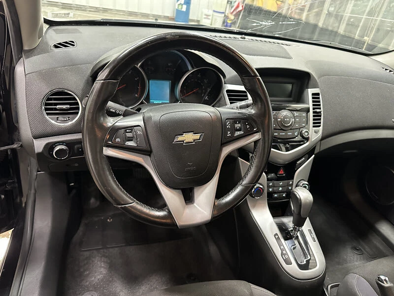 2013 Chevrolet Cruze - Image 8 of 12