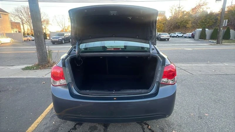 2013 Chevrolet Cruze - Image 9 of 12