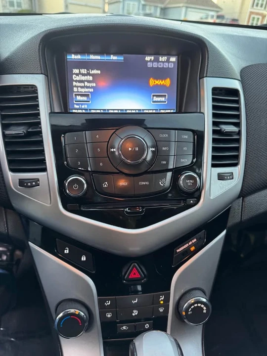 2013 Chevrolet Cruze - Image 14 of 15