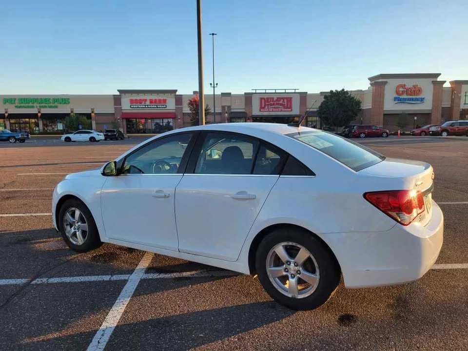 2013 Chevrolet Cruze - Image 3 of 10
