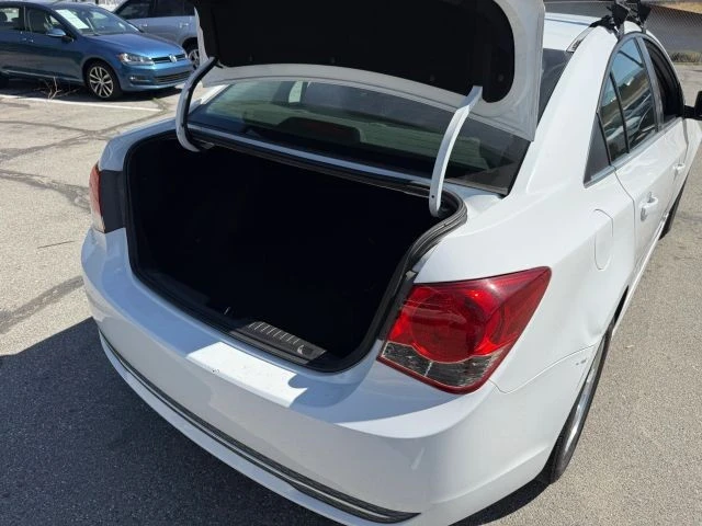 2013 Chevrolet Cruze - Image 19 of 20