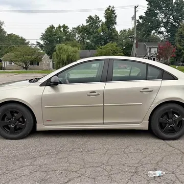 2013 Chevrolet Cruze LT Sedan 4D
