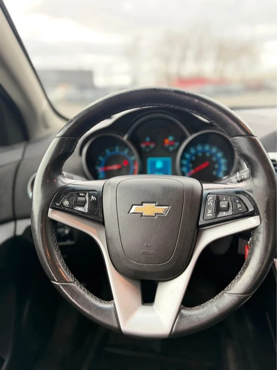 2013 Chevrolet Cruze - Image 12 of 13