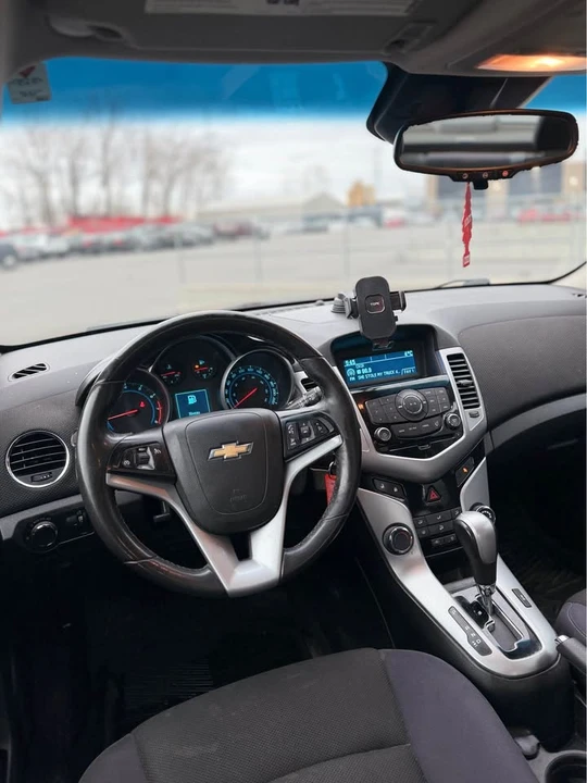 2013 Chevrolet Cruze - Image 8 of 13