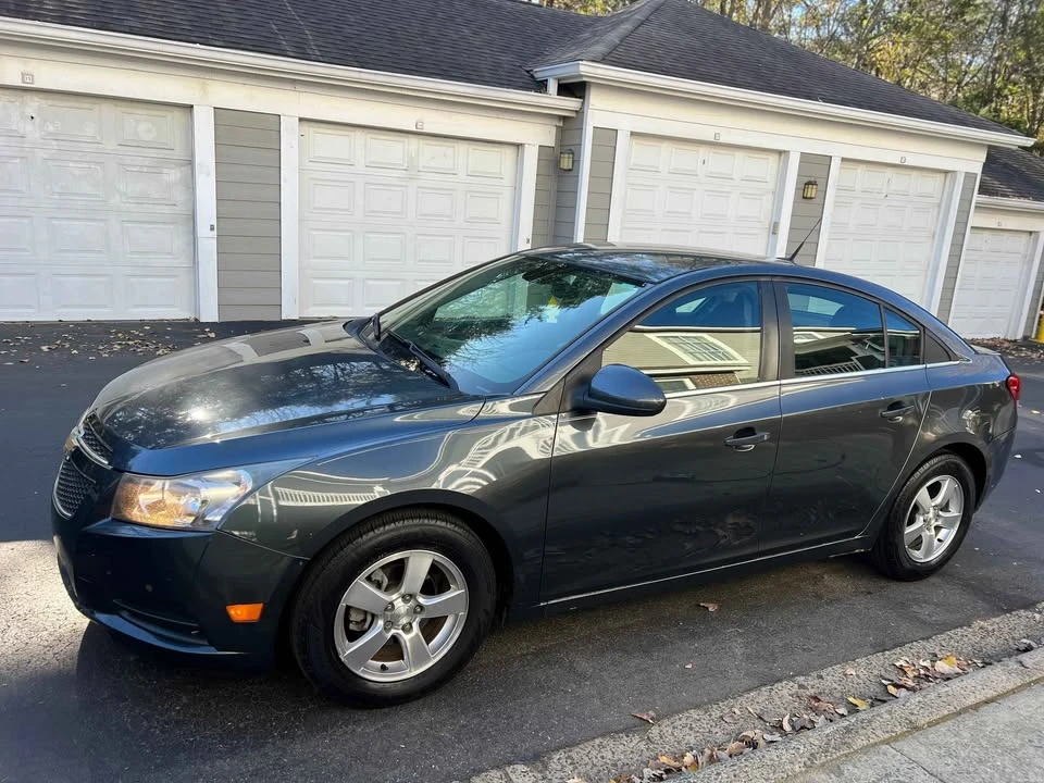 2013 Chevrolet Cruze - Image 11 of 12