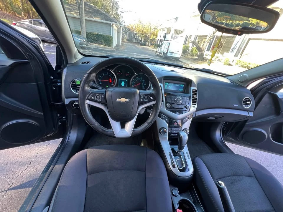 2013 Chevrolet Cruze - Image 8 of 12