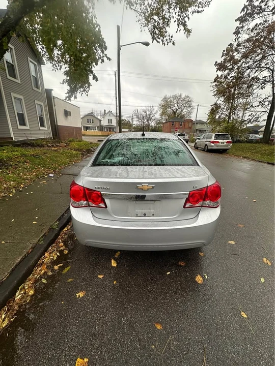 2013 Chevrolet Cruze - Image 9 of 17