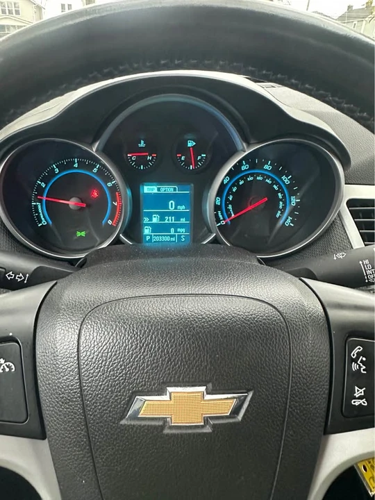2013 Chevrolet Cruze - Image 15 of 17