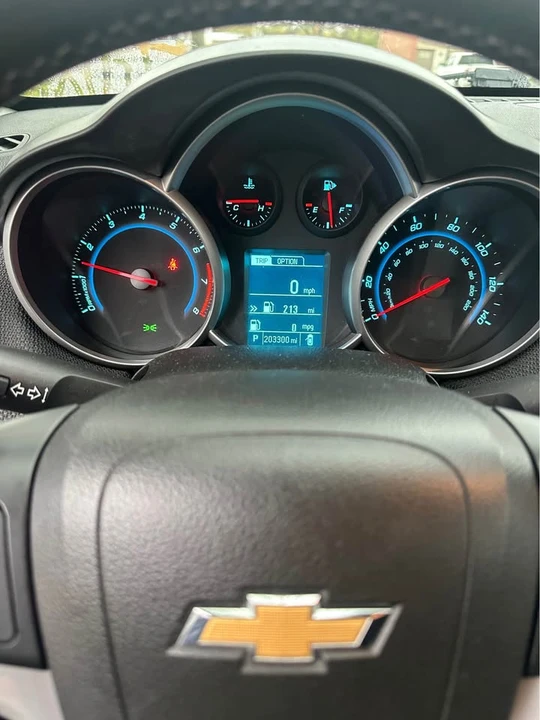 2013 Chevrolet Cruze - Image 16 of 17