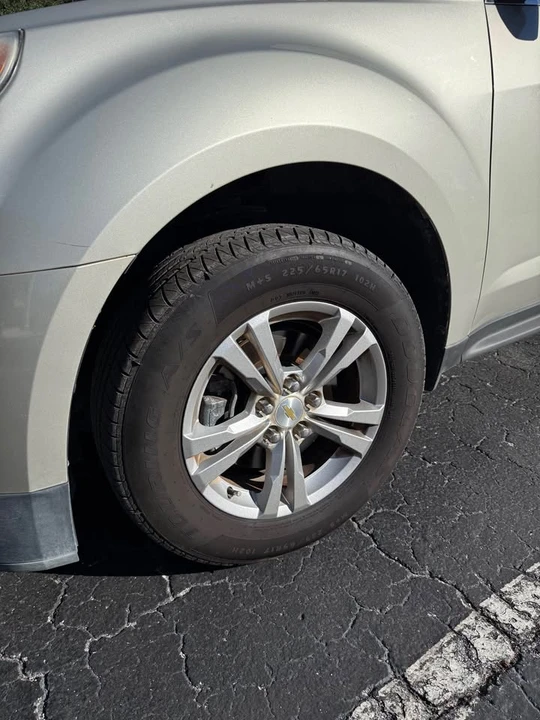 2013 Chevrolet Equinox - Image 3 of 9