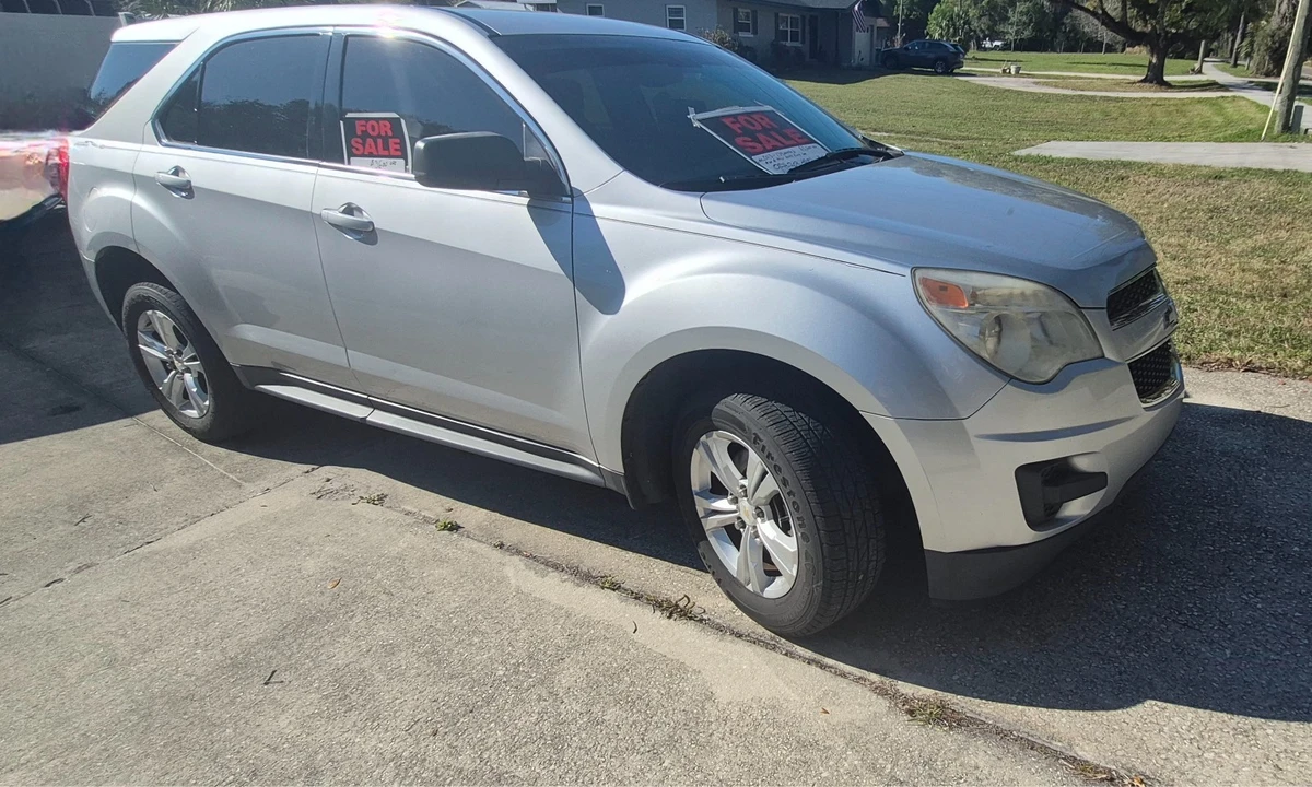2013 Chevrolet Equinox - Image 2 of 15