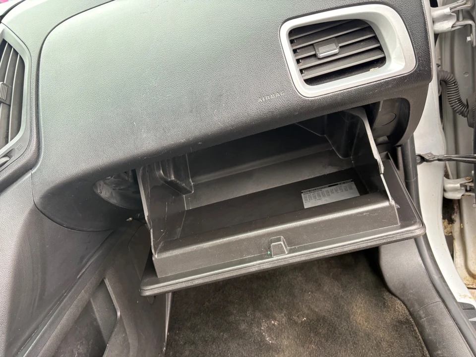 2013 Chevrolet Equinox - Image 12 of 16
