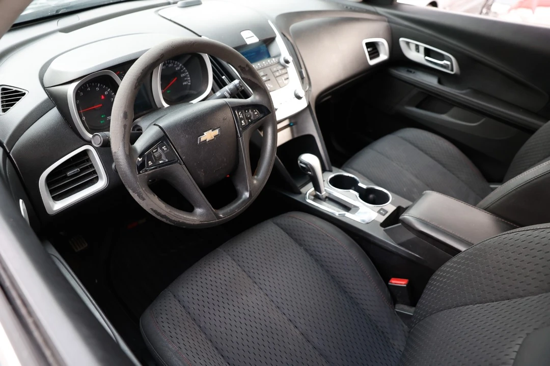 2013 Chevrolet Equinox - Image 4 of 12