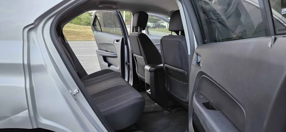 2013 Chevrolet Equinox - Image 15 of 19
