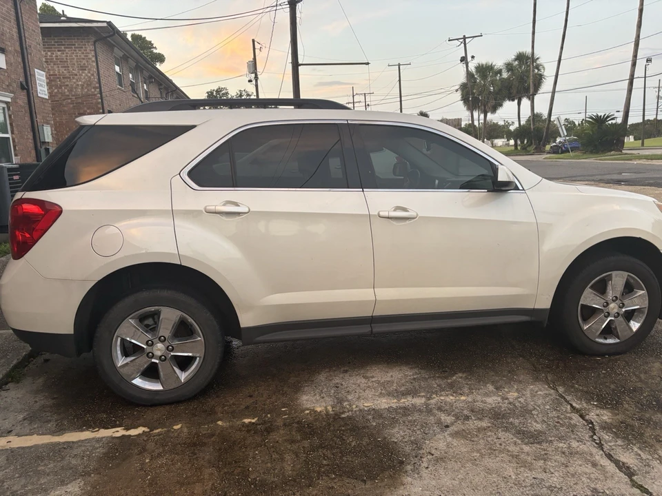 2013 Chevrolet Equinox - Image 2 of 4