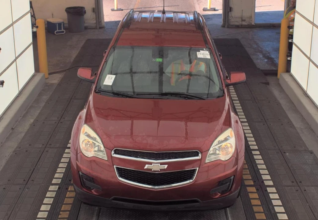 2013 Chevrolet Equinox - Image 7 of 17