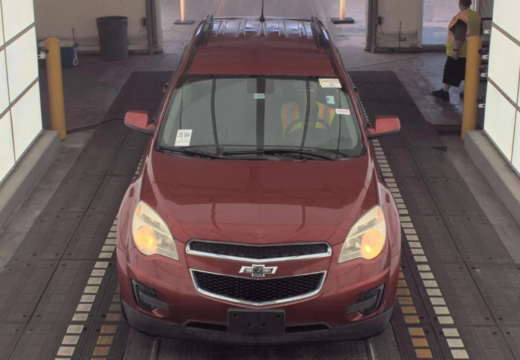 2013 Chevrolet Equinox - Image 2 of 19