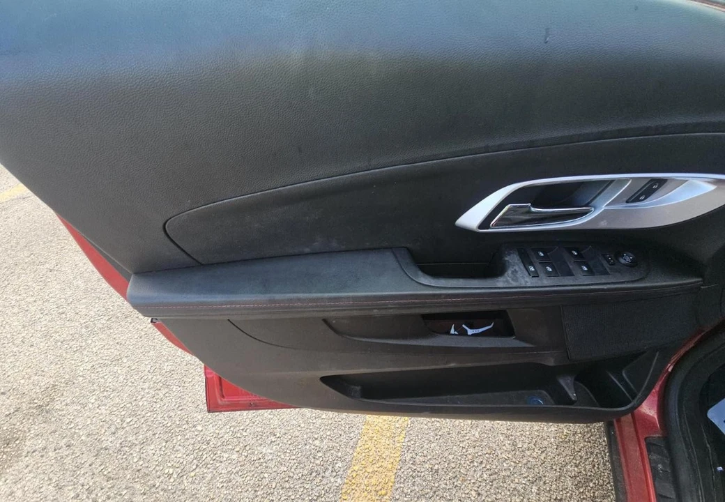 2013 Chevrolet Equinox - Image 12 of 19