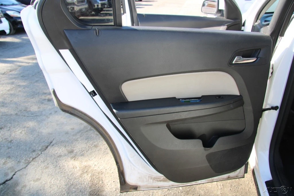 2013 Chevrolet Equinox - Image 18 of 21