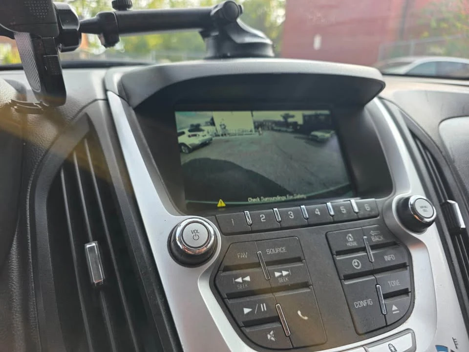 2013 Chevrolet Equinox - Image 15 of 20