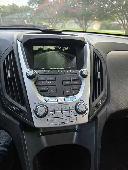 2013 Chevrolet Equinox - Image 10 of 18